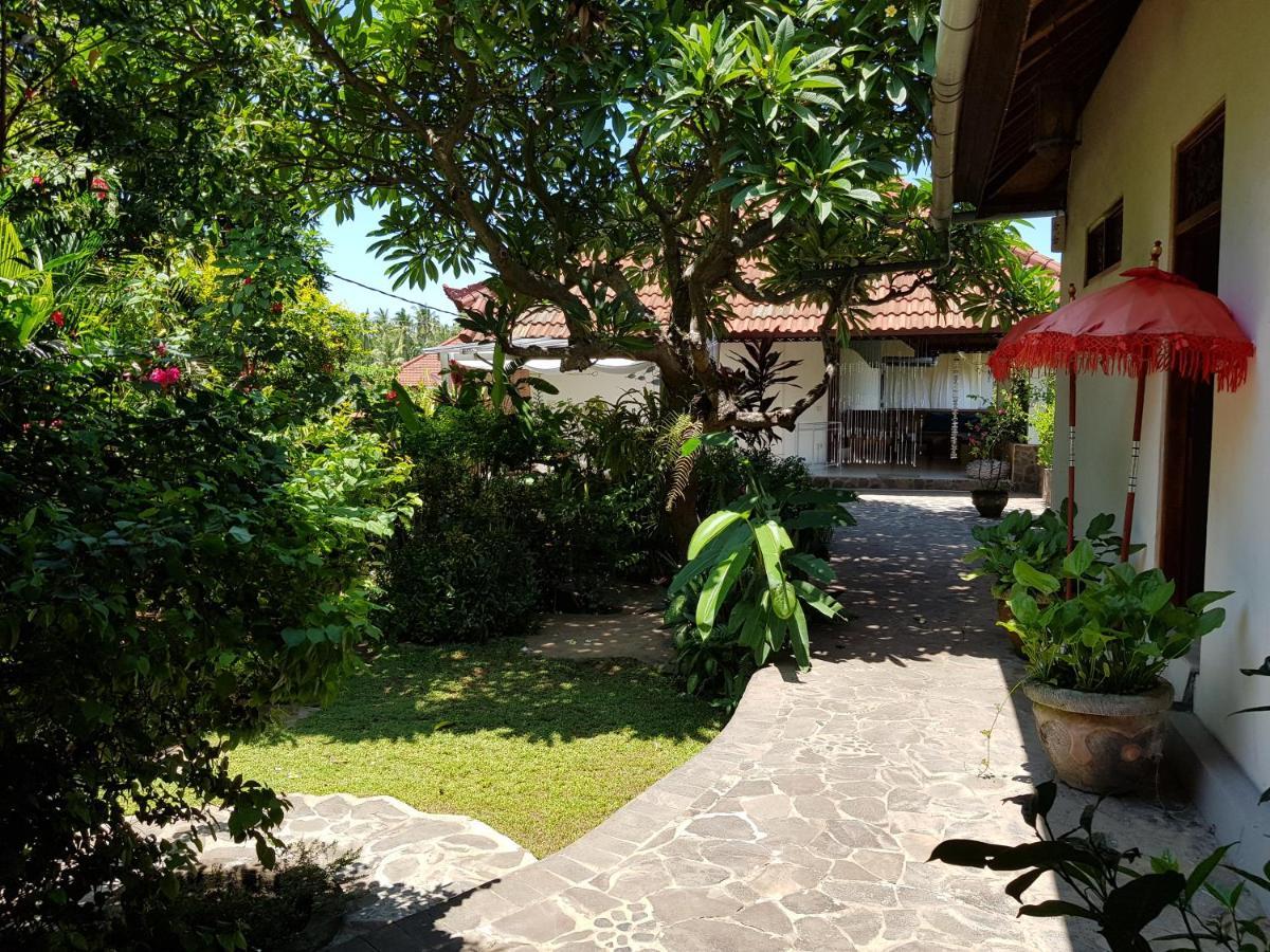 Villa Lumbalumba لوفينا المظهر الخارجي الصورة